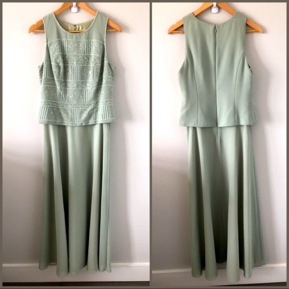 VINTAGE Karen Miller Sage Green Beaded Gown‎ with Shawl  Size 8